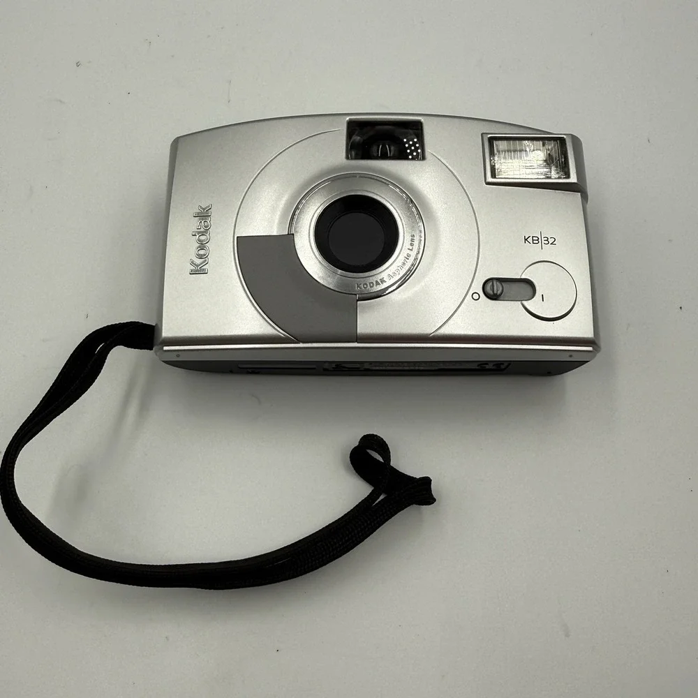 Kodak KB32 Aspherical Point & Shoot Film Camera 35mm Untested